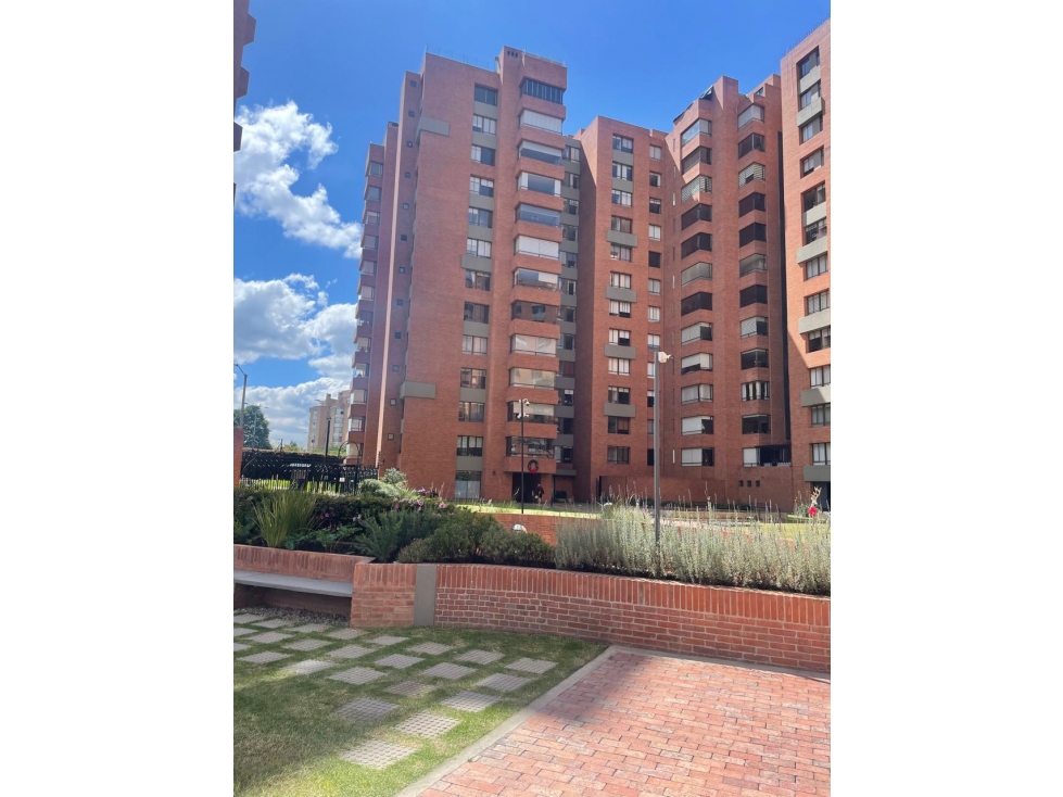 APARTAMENTO EN VENTA LA CAROLINA — foto 4