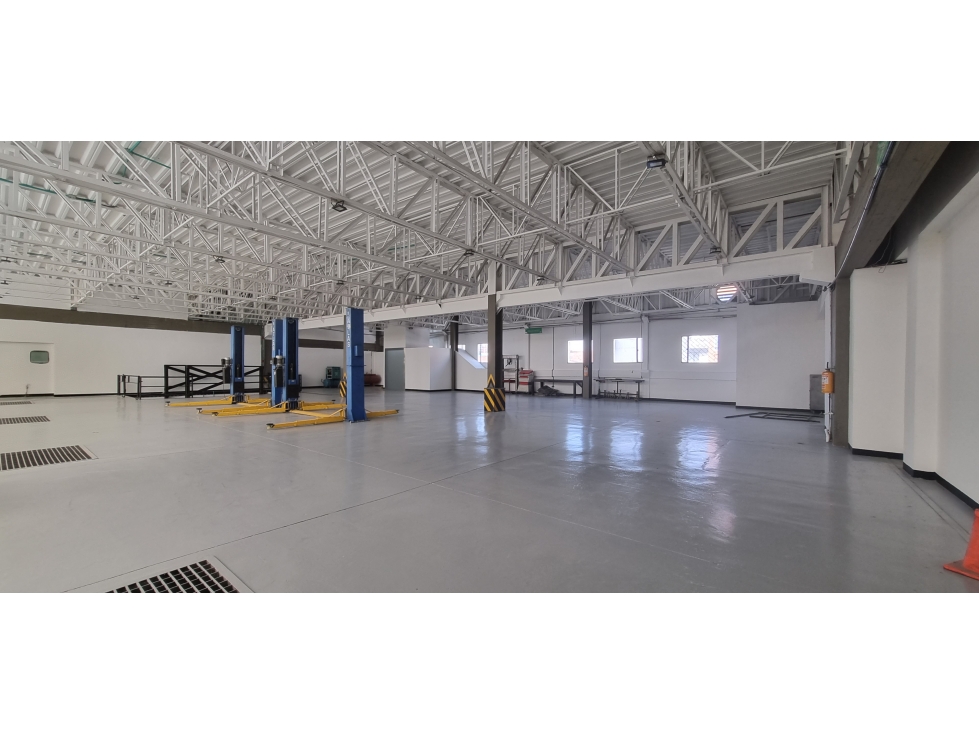 Arriendo Bodega-Local-Oficinas Spring, Colina, San Rafael — foto 2