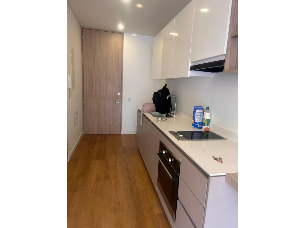 ARRIENDO HERMOSO APARTAMENTO DE UN SOLO AMBIENTE EN CEDRITOS — foto 6