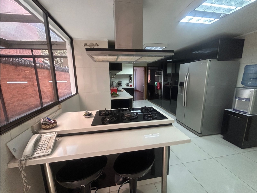 APARTAMENTO EN VENTA Y RENTA LA CAROLINA 250MT2, 4HAB, 5B, 3P — foto 5