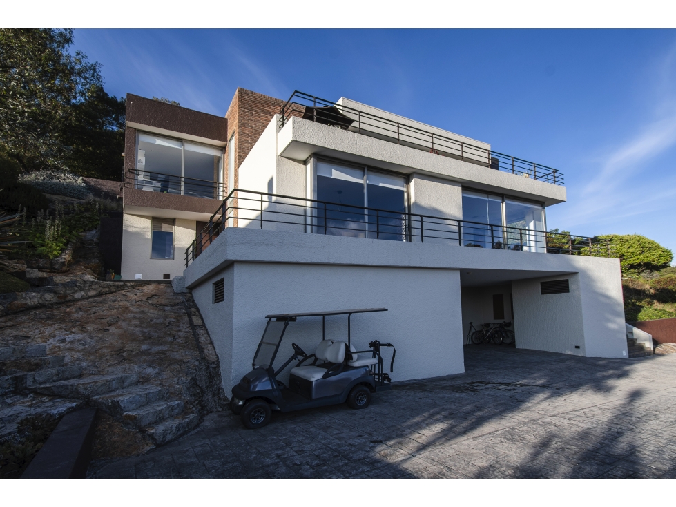 VENDO APOSENTOS SOPO 420 M2 4H 5P 5B