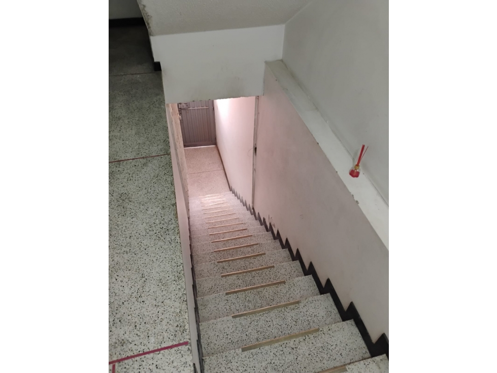 Venta de Casa Local en el 12 de ocubre, 2 locales 2 aptamentos — foto 2