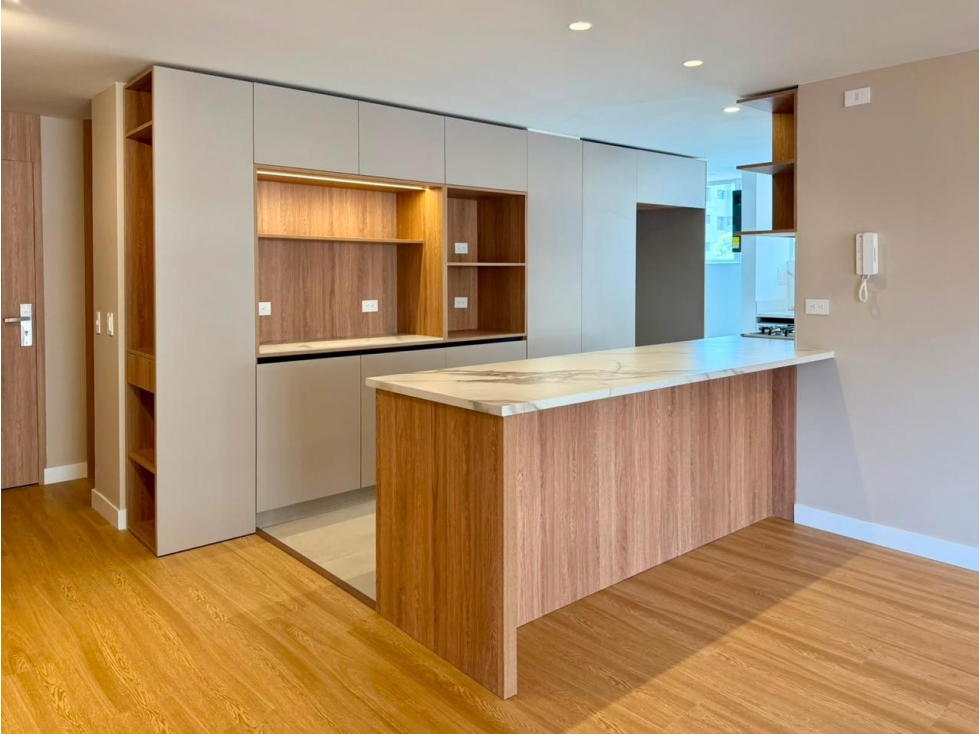 Apartamento Remodelado en VENTA en El Nogal