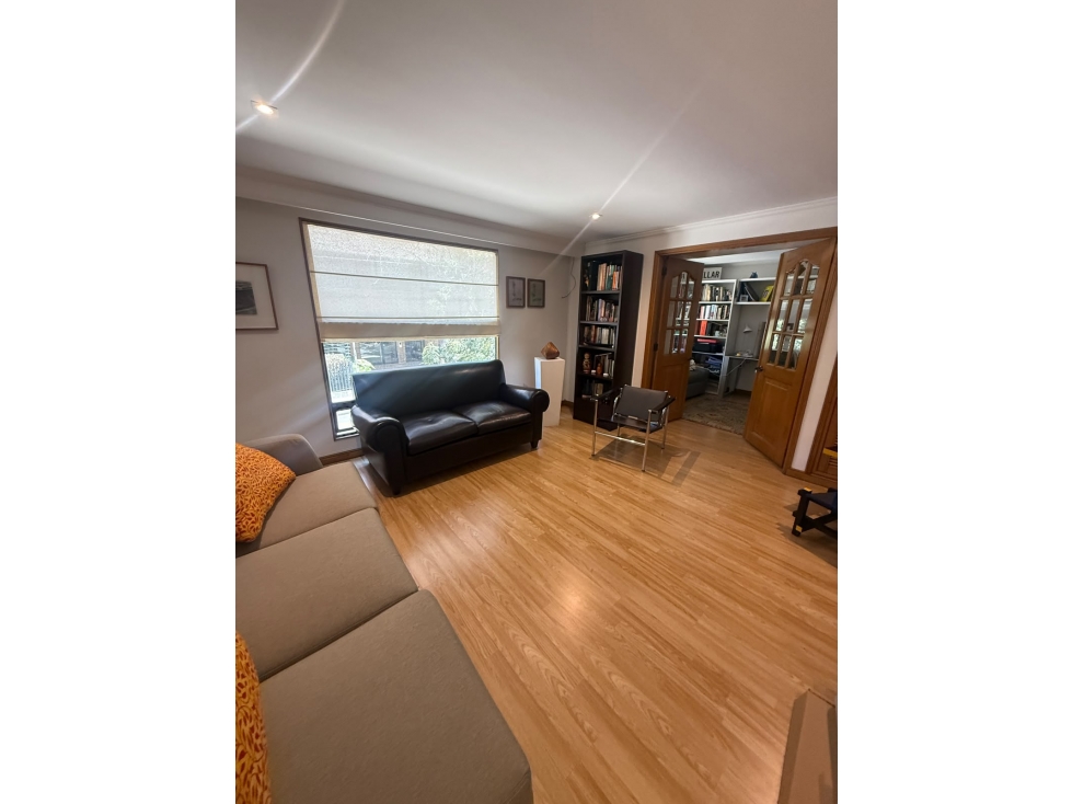 Apartamento en arriendo en La Carolina, Bogotá — foto 2