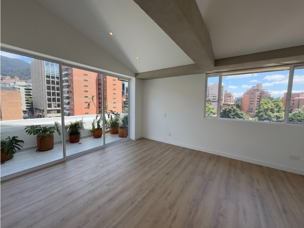Vendo Apto Penthouse en el Nogal