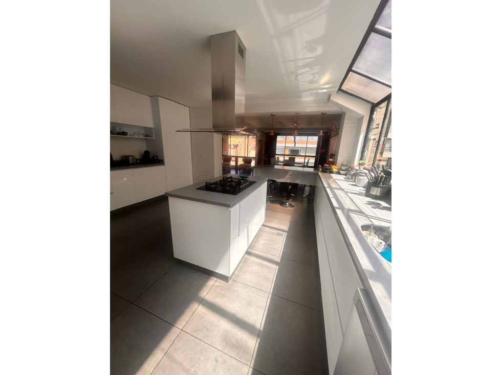 APARTAMENTO DUPEX SANTA BARBARA EN VENTA Y RENTA 3HAB, 5B, 3P — foto 3
