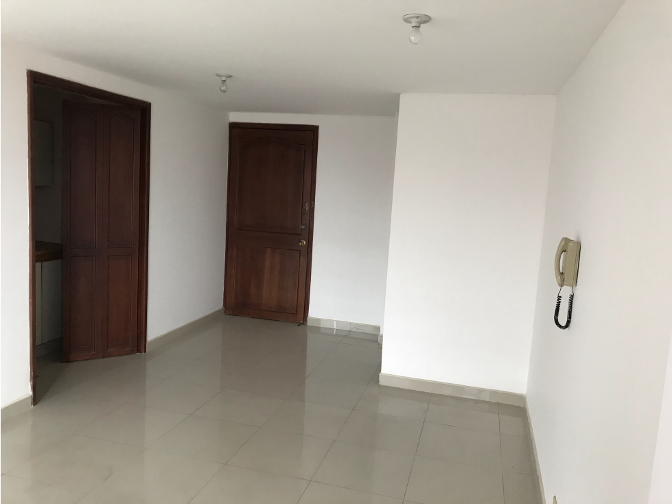 OFICINA EN VENTA EN BARRIO EL LAGO, 35.49M, COCINA, BAÑO Y PARQUEADERO — foto 3