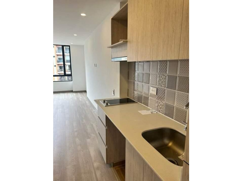 APARATAESTUDIO EN ARRIENDO 37MT, 1HAB, 1B