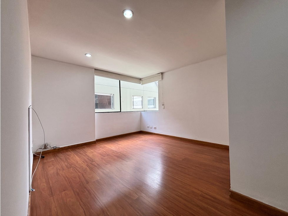 VENDO ESTA BUEN AOPCION PARA REMODELAR - O VIVIRLO EN CHICO — foto 4