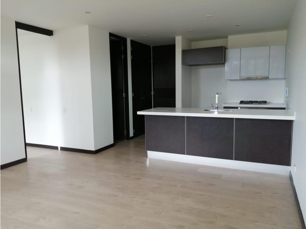APARTAMENTO EN VENTA Y RENTA PARQUE DEL VIRREY