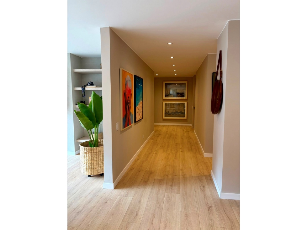 Arriendo esta belleza de Apto- REMODELADO DIVINOO EN ROSALES — foto 5
