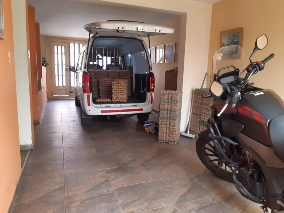 Casa en venta en Nueva Marsella, 200M, 3 PISOS, 4 PARQUEADEROS — foto 4