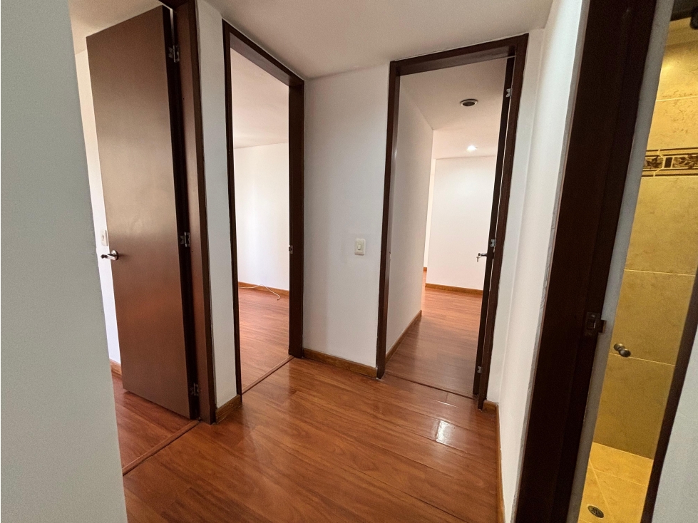 VENDO ESTA BUEN AOPCION PARA REMODELAR - O VIVIRLO EN CHICO — foto 3