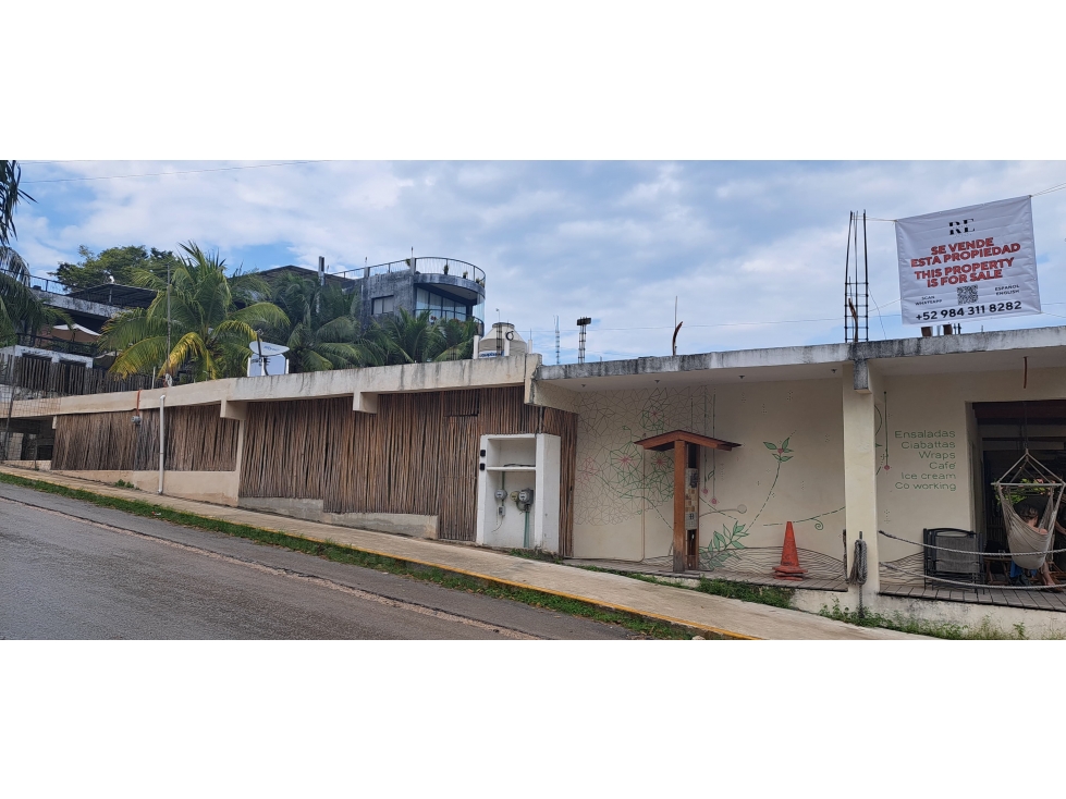 Terreno Comercial a unos pasos del Parque Ecológico - 3