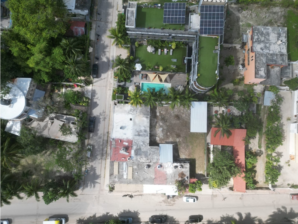 Terreno Comercial a unos pasos del Parque Ecológico - 4