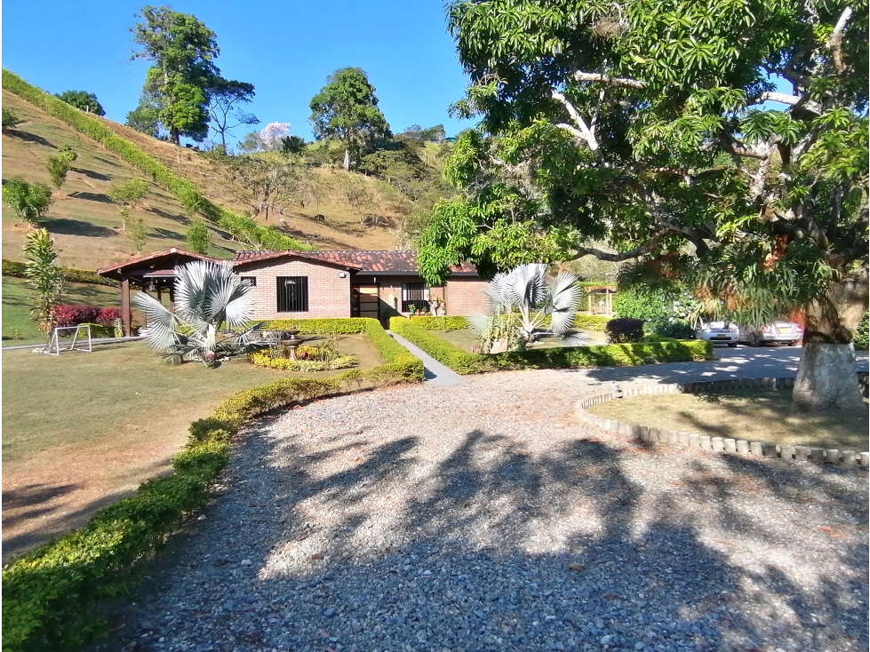 CASA FINCA ÁREA 3.880mt (lote), Girardota, Antioquia