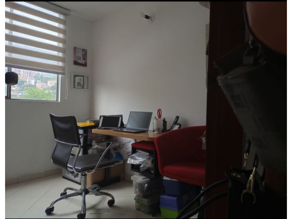 APARTAMENTO EN VENTA SECTOR LOS COLORES MEDELLIN. — foto 5