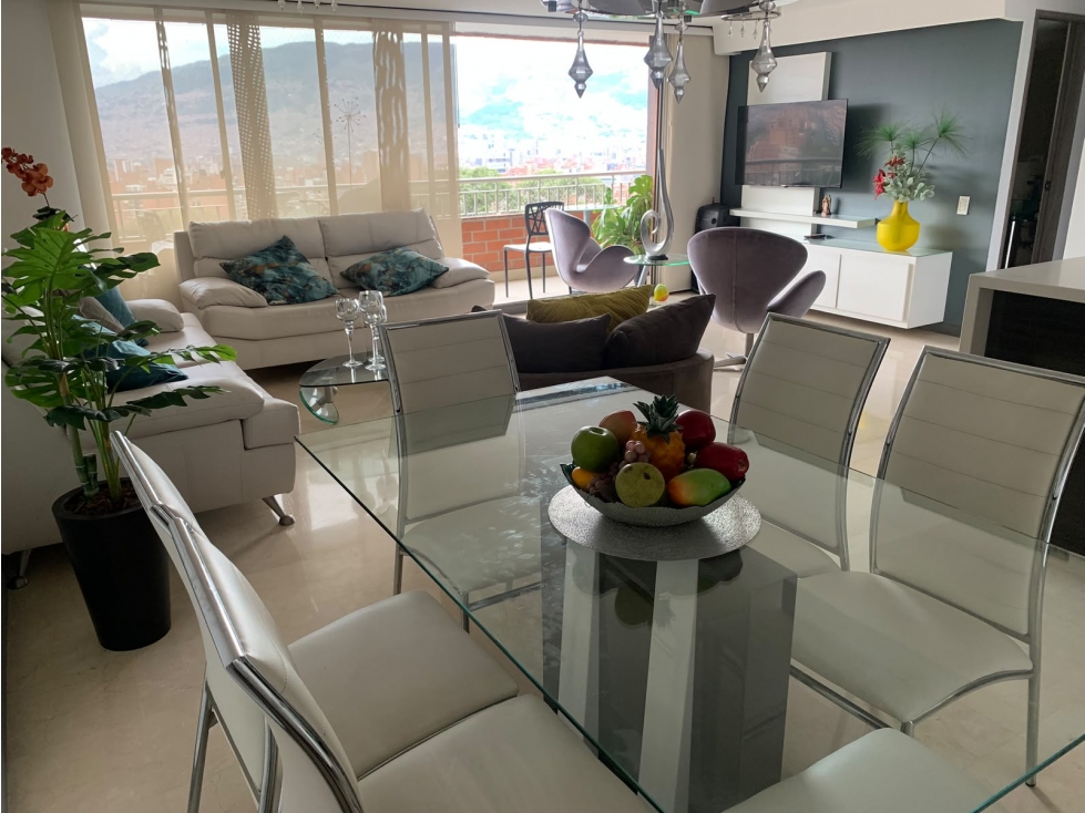 VENTA DE AMPLIO APARTAMENTO REMODELADO EN LAURELES LA CASTELLANA — foto 2