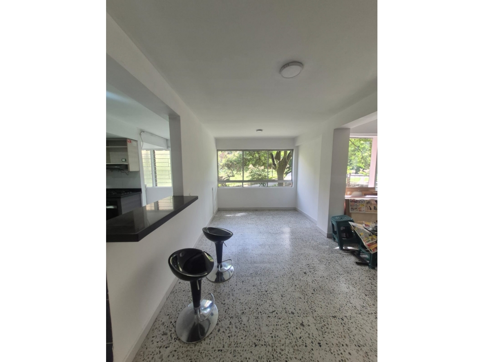 VENDO APARTAMENTO EN CALASANZ PARTE BAJA