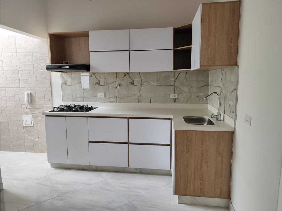ARRIENDO APARTAMENTO BELLO SECTOR SANTA ANA. — foto 2