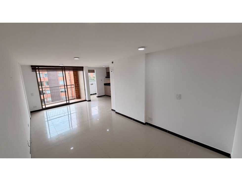Apartamento en Castropol Poblado — foto 6