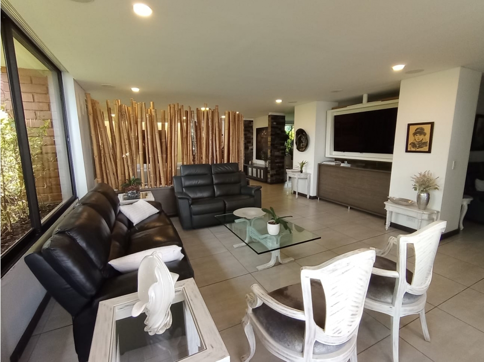 VENTA APARTAMENTO DE 315 METROS EN EL POBLADO MEDELLIN