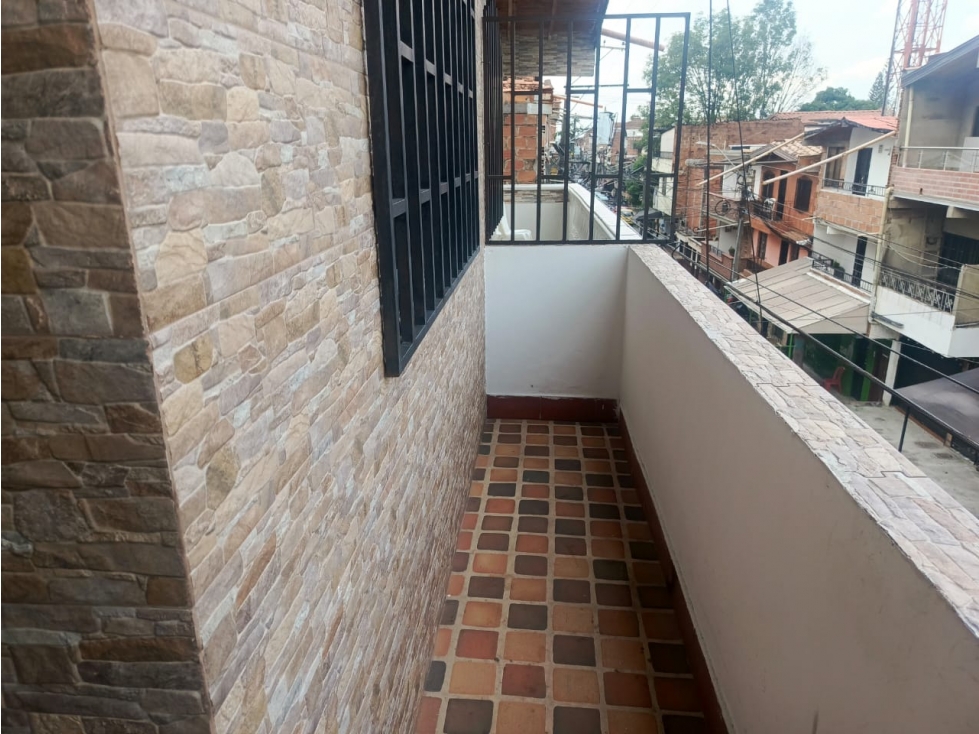 Venta de Casas Sector Aranjuez Pisos 2 & 3
