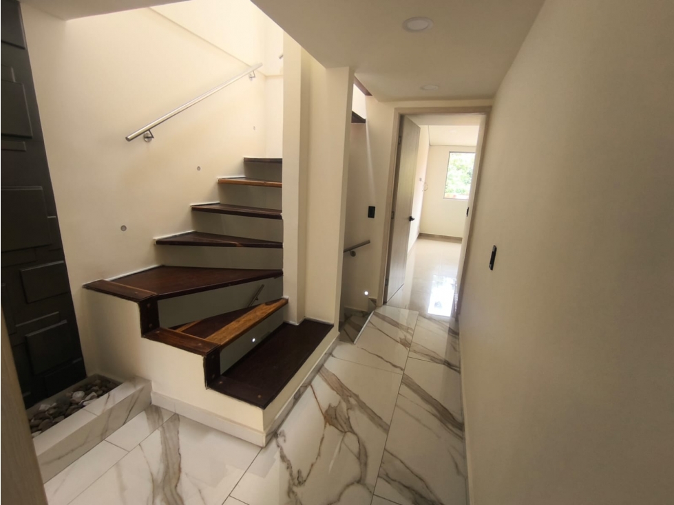 VENTA DE CASA DE 3 NIVELES SURAMERICA — foto 6