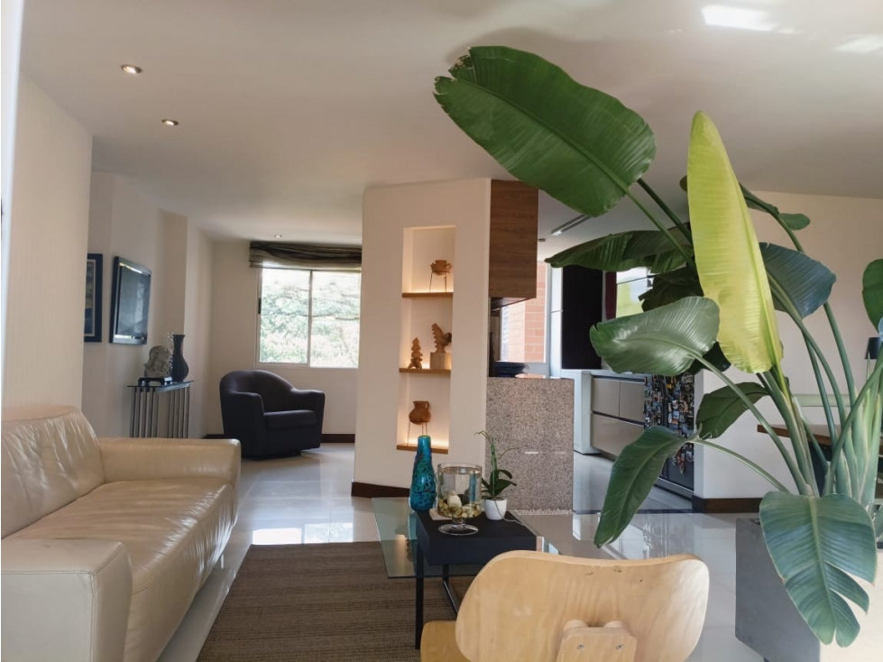 VENTA DE APARTAMENTO EN LA LOMA DE LOS BERNAL PARTE BAJA — foto 4