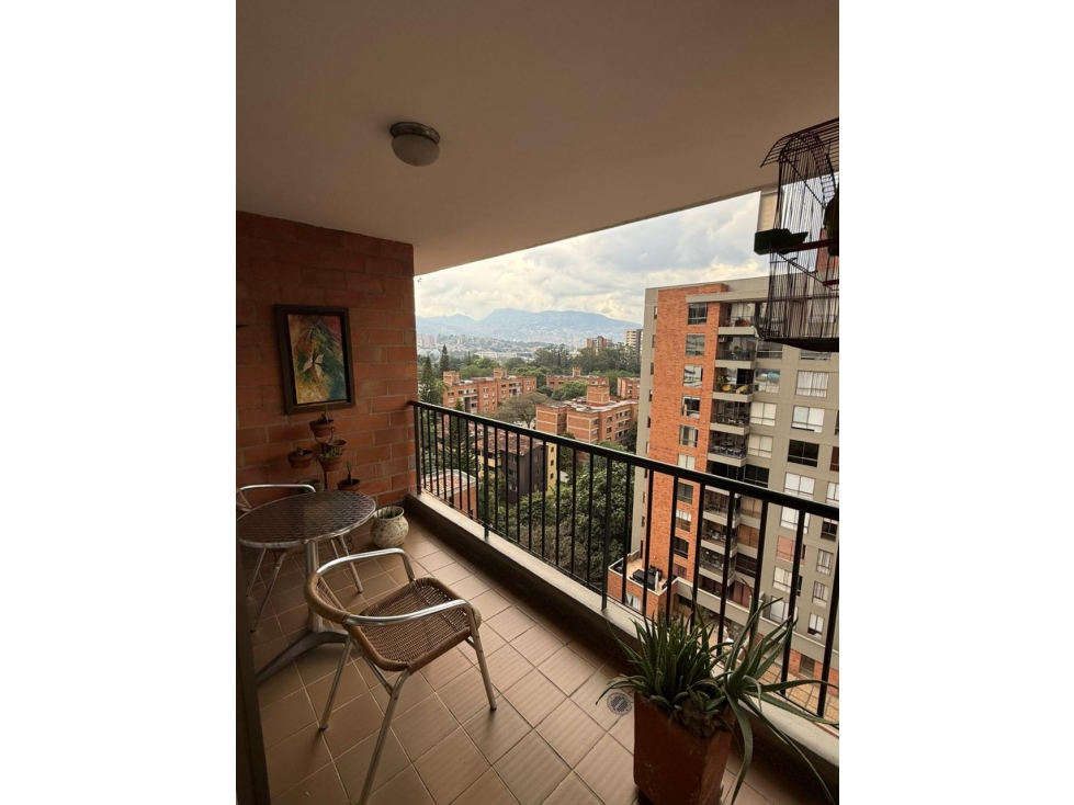 APARTAMENTO EN VENTA ENVIGADO SECTOR PONTEVEDRA UNIDAD CERRADA - 1