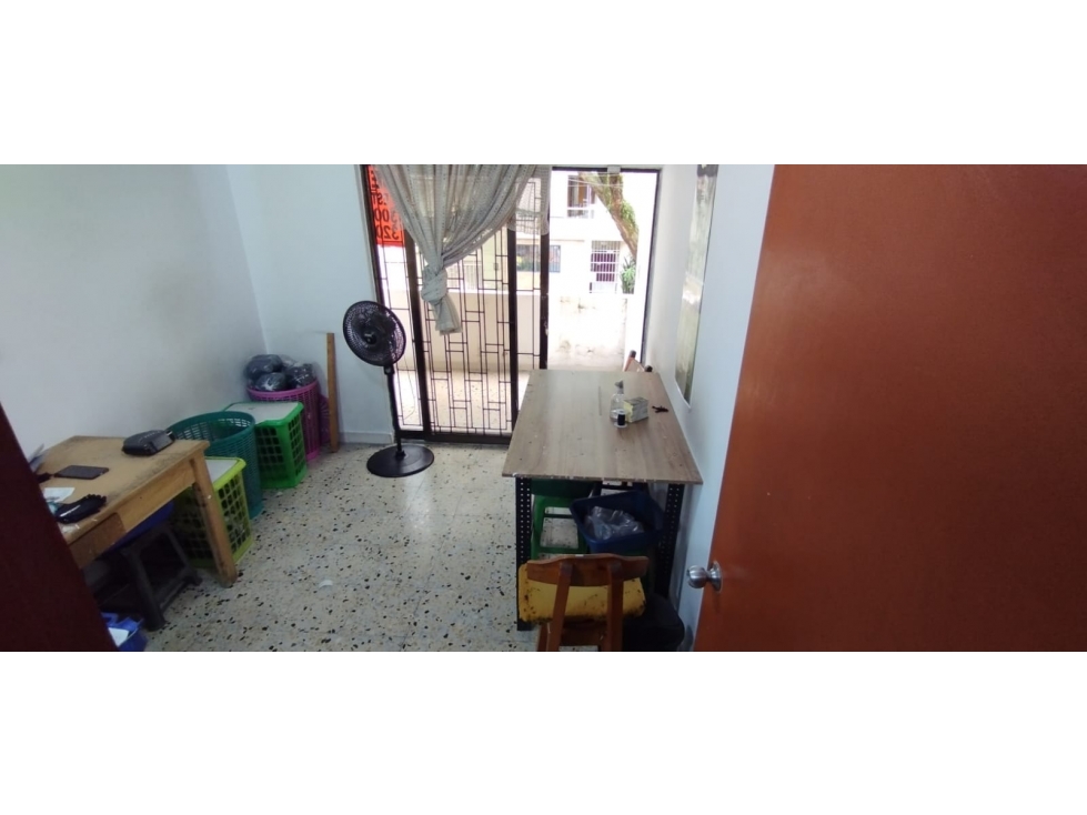 Venta de Casa Lote en Medellin Sector Boston con excelente ubicación — foto 5