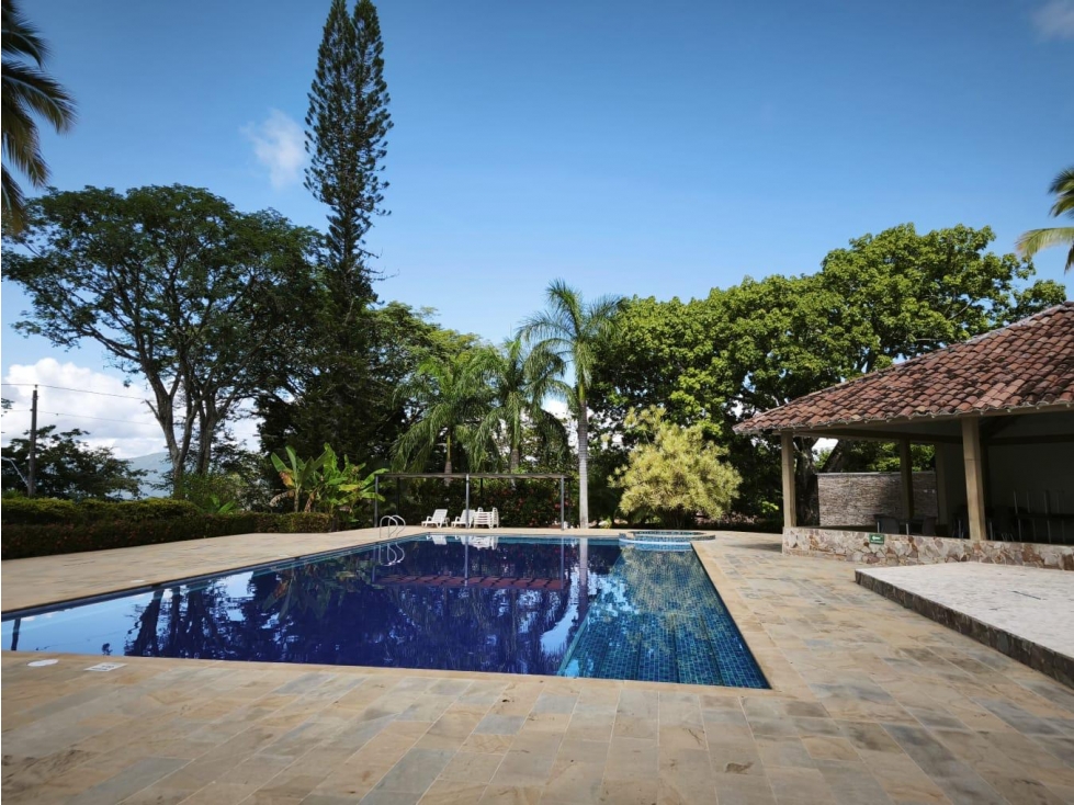 CASA FINCA EN UNIDAD CERRADA SOPETRAN — foto 4
