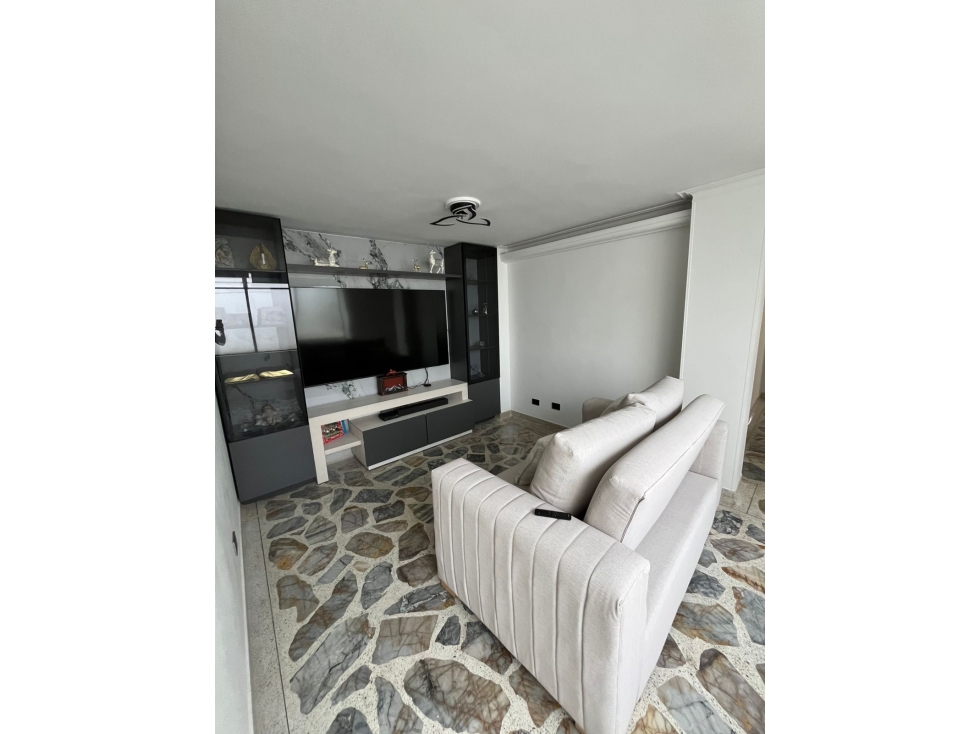 VENDO APARTAMENTO EN EL VELODROMO — foto 2