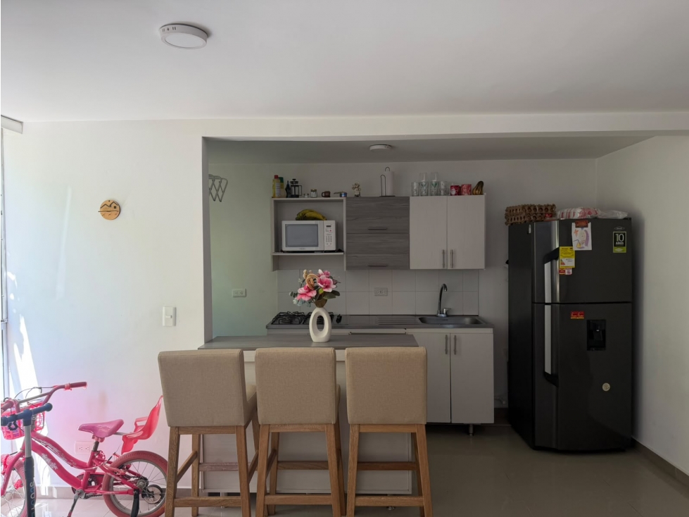 VENTA DE APARTAMENTO EN PLAZUELA DEL NORTE CON AGRADABLES ACABADOS — foto 2