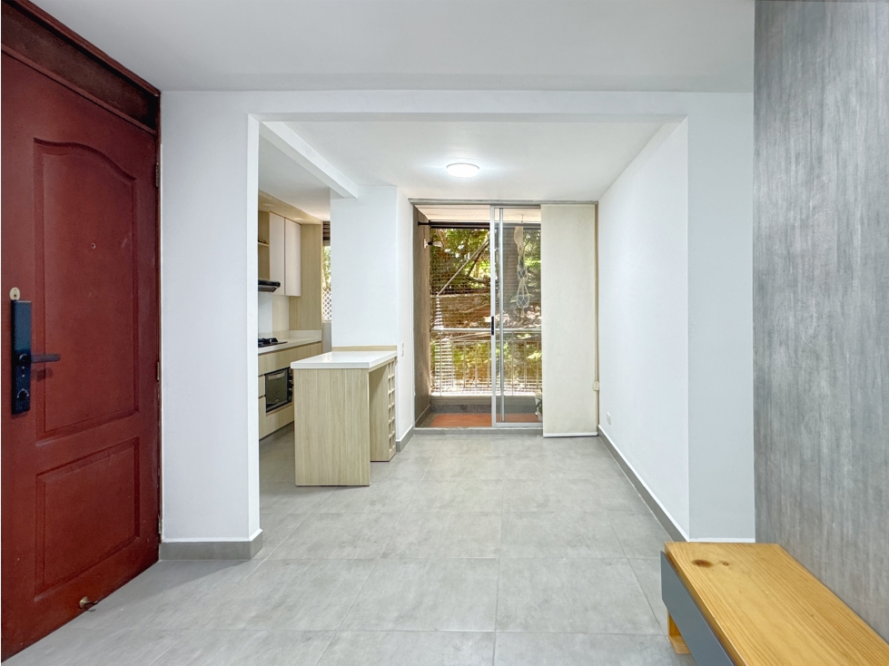 Venta Apto remodelado 57m2 - 3 habitaciones en Castropol, El Poblado
