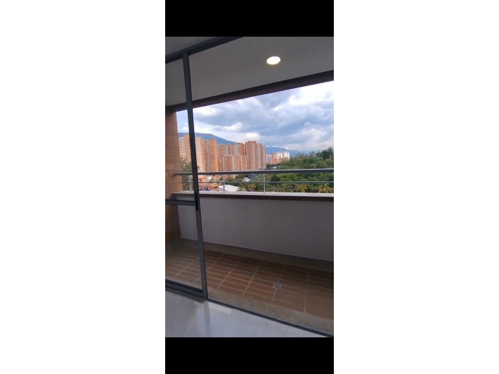 VENDO APARTAMENTO PARA ESTRENAR PLAZA FABRICATO EN BELLO — foto 4