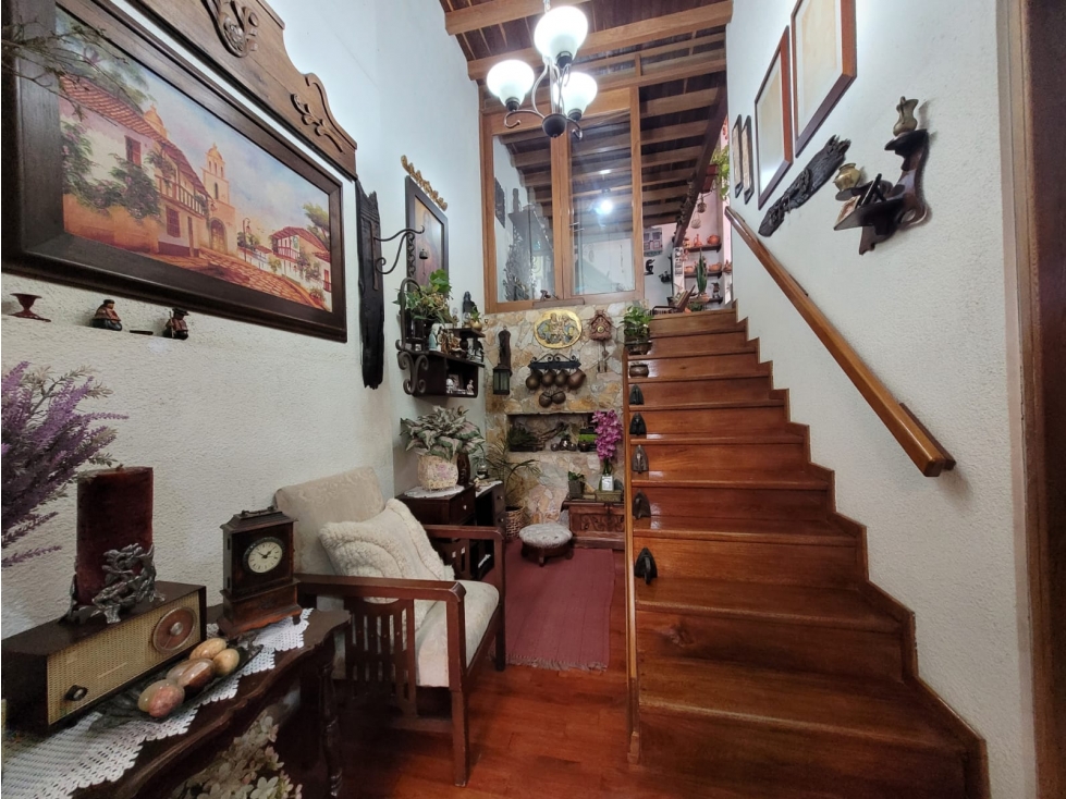 CASA UNIFAMILIAR GIRARDOTA, CERCA AL PARQUE - 6