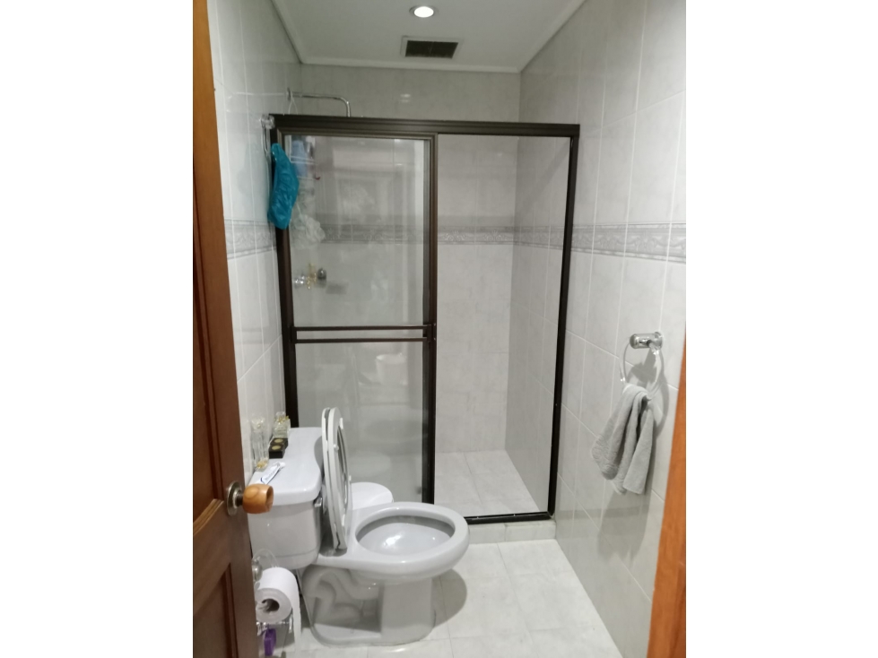 Casa unifamiliar en venta en Itagüí, La Esmeralda - 4
