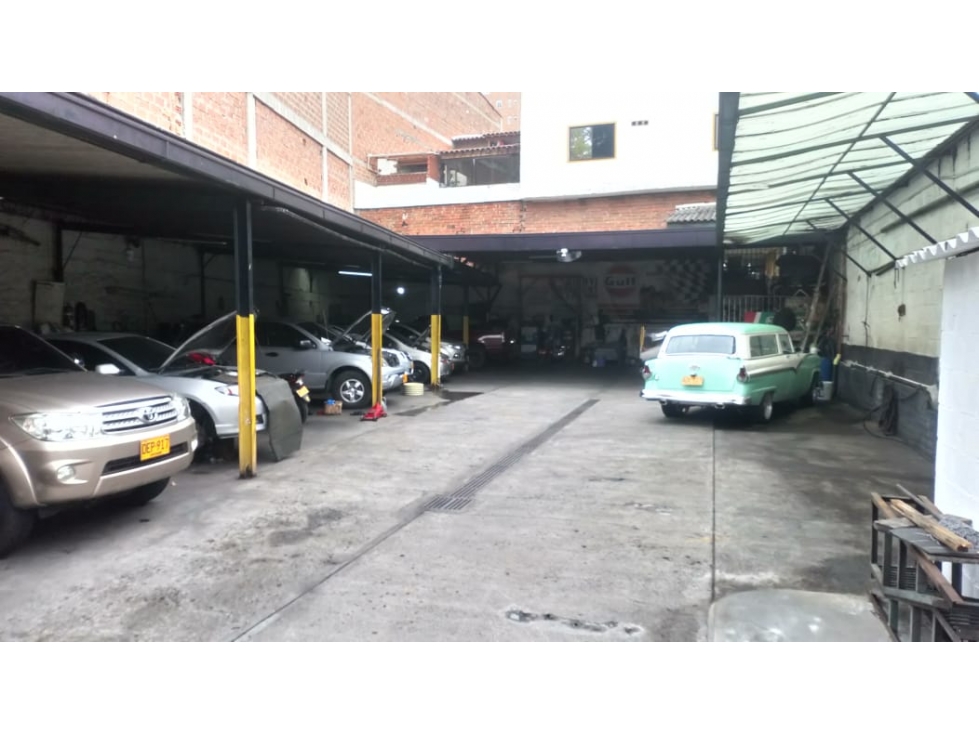 VENTA DE LOTE EN LA AMERICA - MEDELLIN