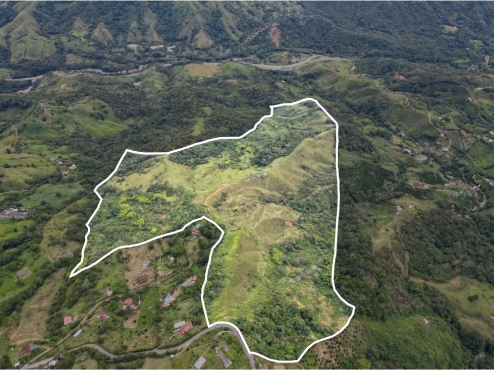 VENTA DE LOTE CON CASA EN BARBOSA. - 1