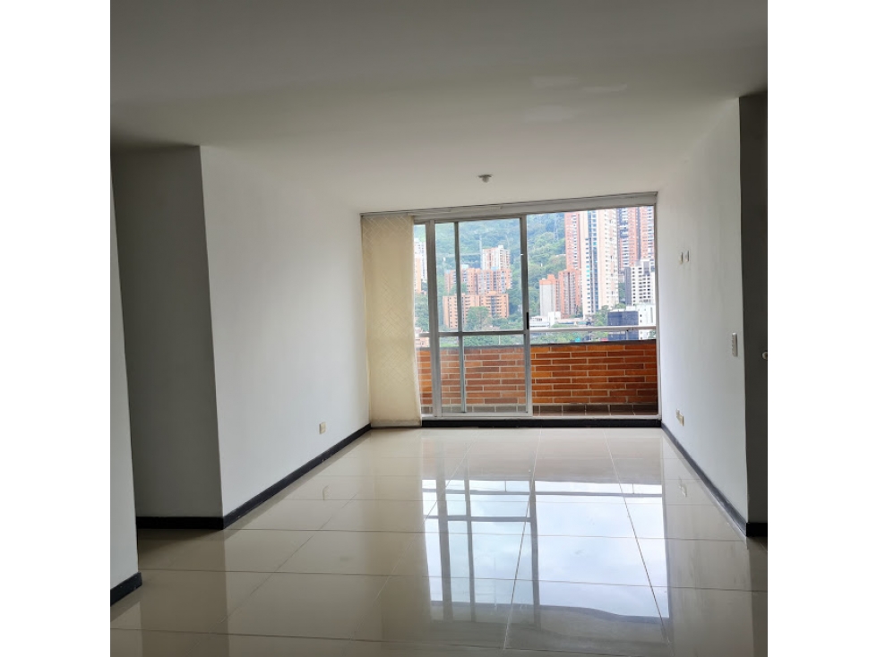 Apartamento en venta El Poblado, sector Ciudad del río. — foto 5