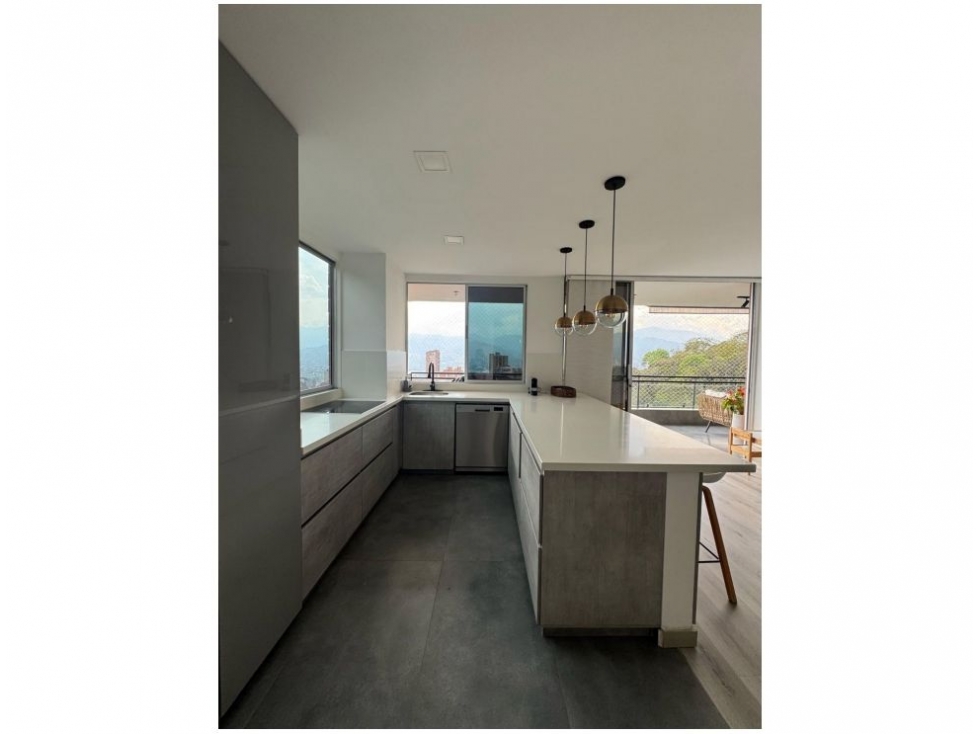 APARTAMENTO POBLADO, SECTOR CASTROPOL — foto 2