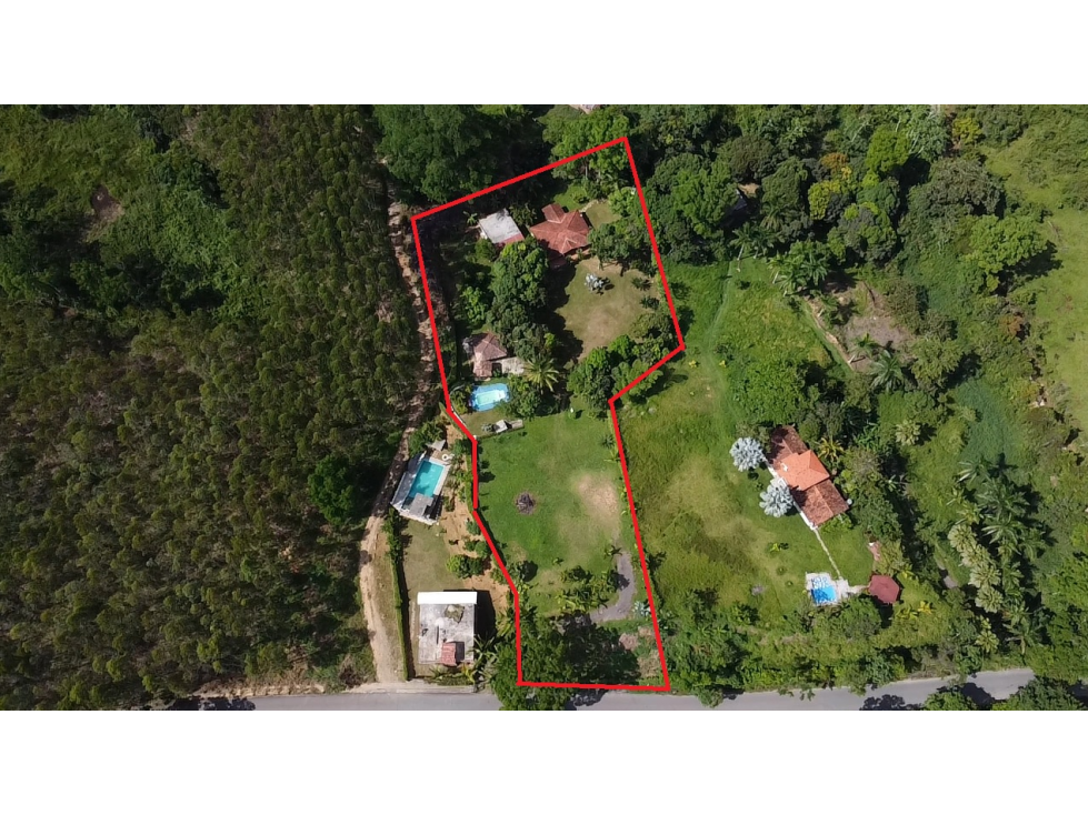 SE VENDE CASA CAMPESTRE EN YOLOMBÓ - PORCE - 2