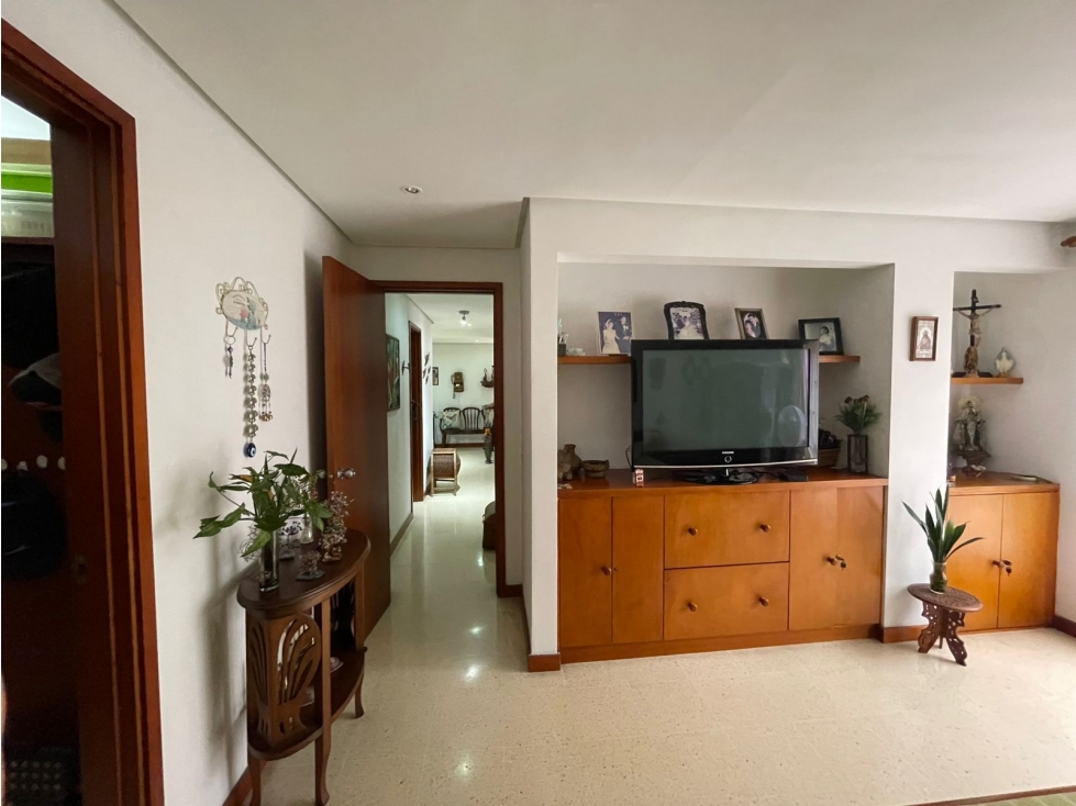 APARTAMENTO EN VENTA CONQUISTADORES, MEDELLÍN — foto 3