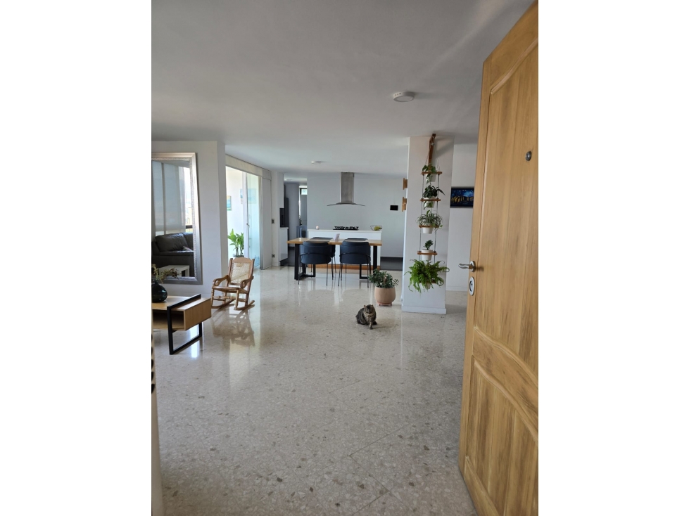 SE VENDE ESPECTACULAR APARTAMENTO EN ENVIGADO