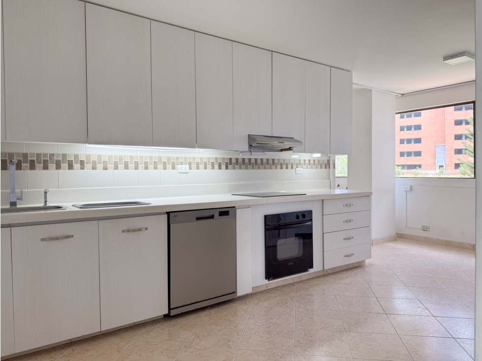 VENTA APARTAMENTO Área 188m2, Poblado P.8 — foto 3