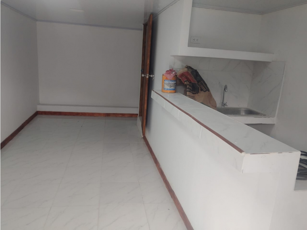 OPORTUNIDAD, LOTE CON CASAS EN VENTA EN BELÉN EL JARDÍN — foto 6