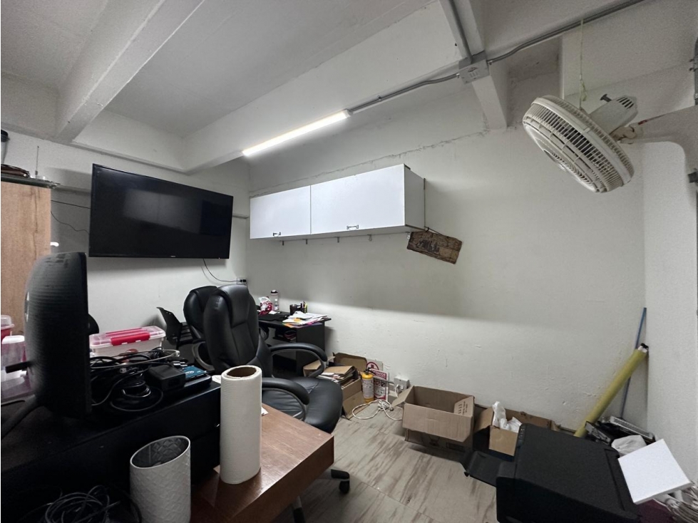 LOCAL RENTANDO A NEGOCIO MUY POSICIONADO EN VENTA EN LAS PALMAS — foto 4
