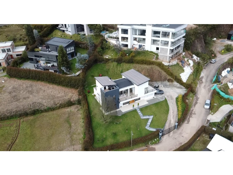 SE VENDE HERMOSA CASA CAMPESTRE EN LA LOMA DEL ESCOBERO - ENVIAGDO — foto 2