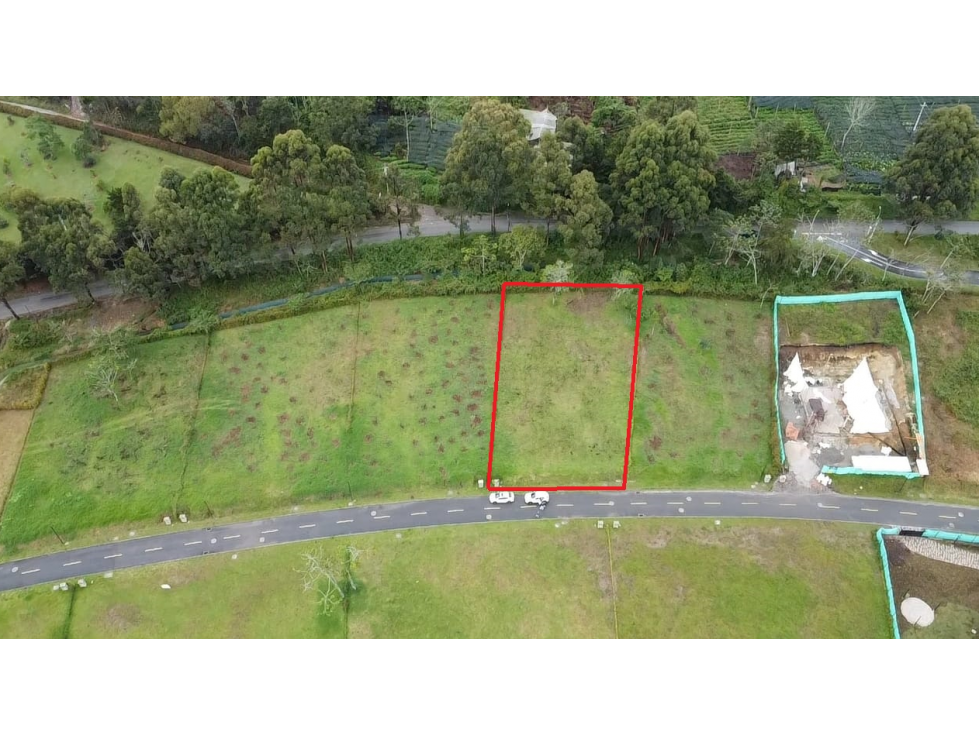 SE VENDE ESPECTACULAR LOTE EN LA CEJA